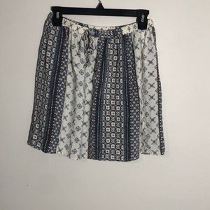 🌺Patterned Hollister Mini Skirt